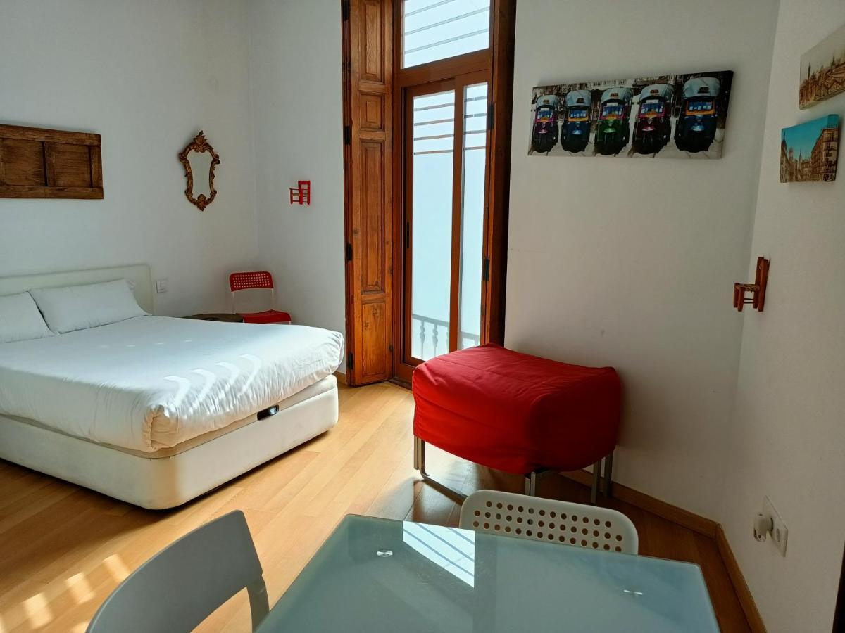 Tossal Apartment Valencia Exterior photo