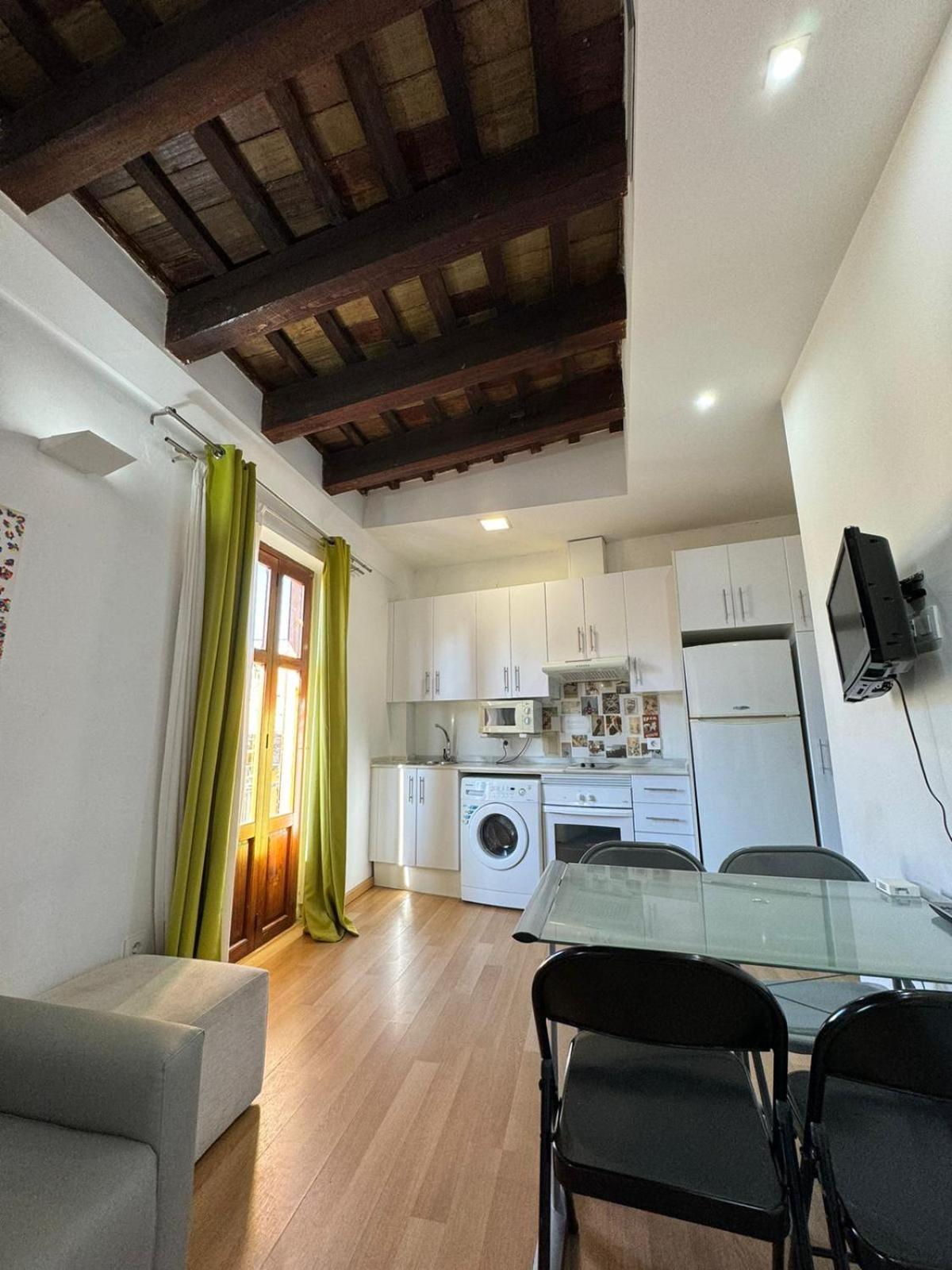 Tossal Apartment Valencia Exterior photo
