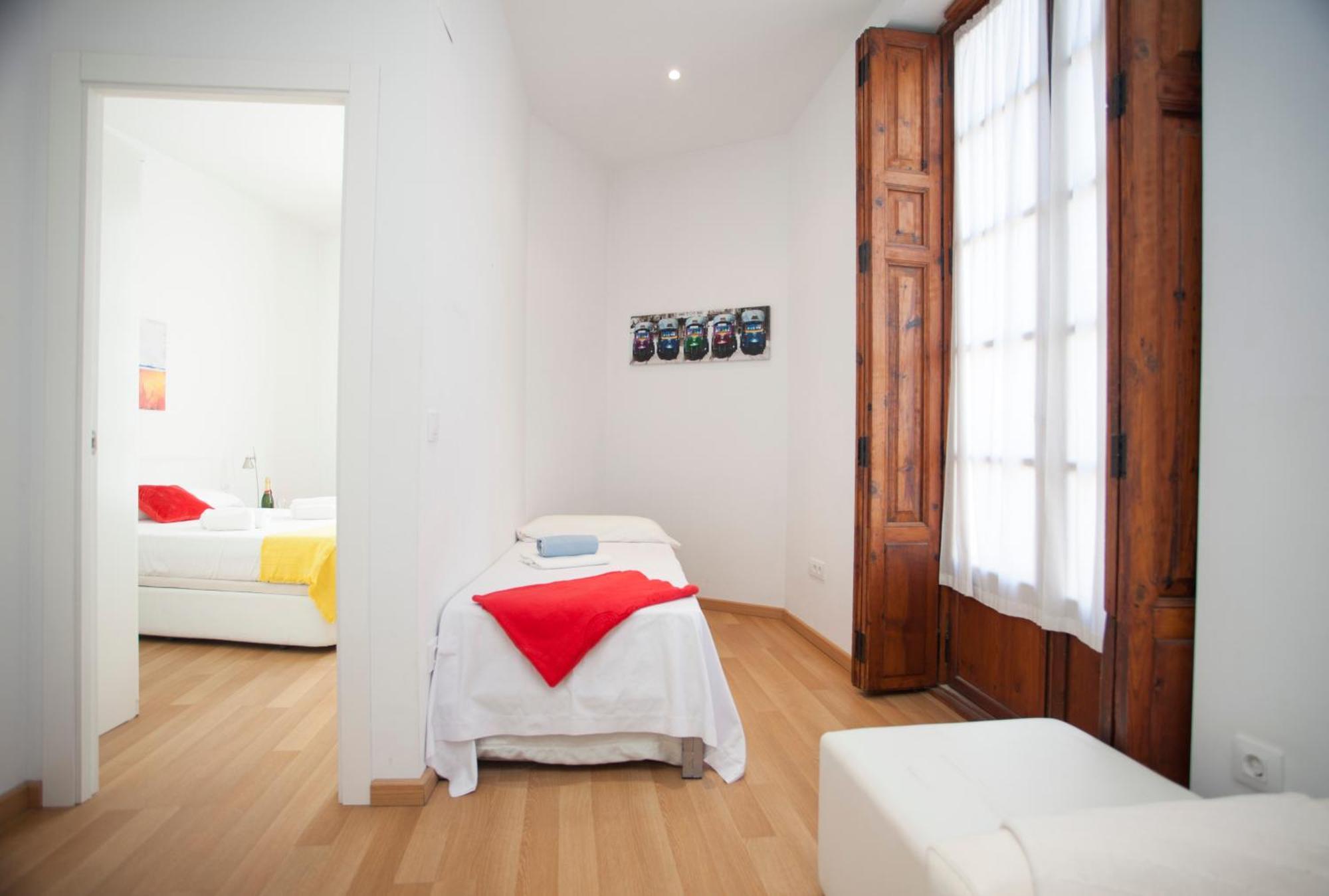 Tossal Apartment Valencia Exterior photo